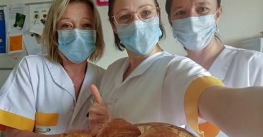 ✊🏻 Des croissants pour nos soignants !!! 👩‍🔬👨‍🔬🥐🥐🥐