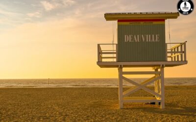 🌅 Un samedi soir sur la plage et les planches de la Ville de Deauville.