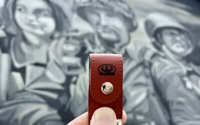 💥 Les clés USB commémoratives
